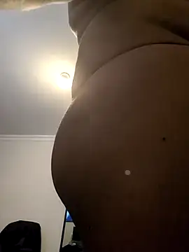 Mcook19 online show from April 2, 2026, 11:35 pm