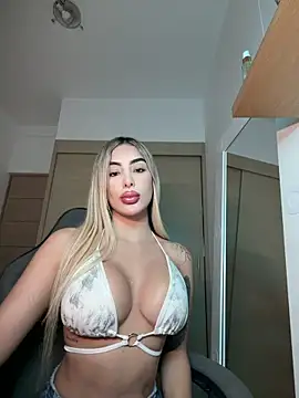 mi suk11 online show from April 11, 2026, 2:38 am