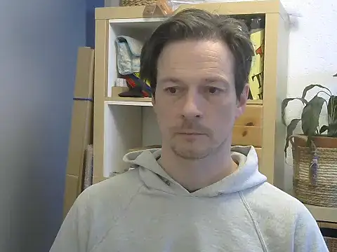 Snapshot of snowypaul11 chatting on January 31, 2025, 7:39 am snowypaul11 online show from January 31, 2025, 7:39 am