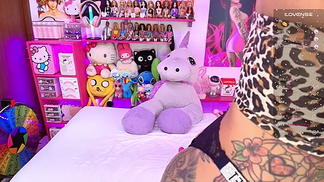 tattooBabyxxx online show from April 12, 2026, 6:18 am