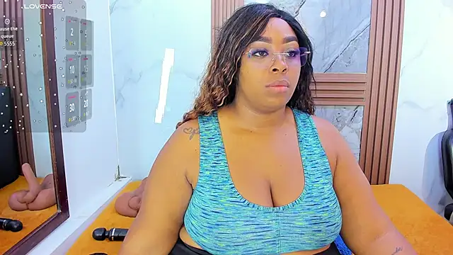 HannyMansonh online show from February 18, 2026, 3:24 am