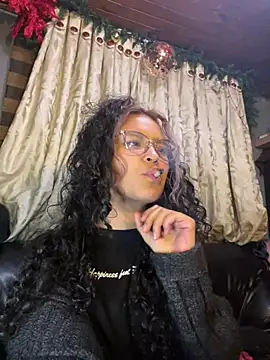 Hathorlove online show from February 3, 2025, 3:42 am