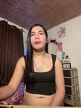 Msyensmith online show from September 11, 2025, 4:23 am