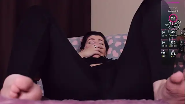 Luna Blake online show from December 18, 2024, 7:08 pm