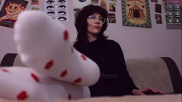 Luna Blake online show from January 13, 2026, 1:49 pm