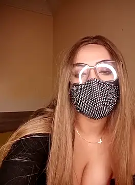 Snapshot of Bayan-Queen chatting on March 16, 2025, 11:47 pm Bayan-Queen online show from March 16, 2025, 11:47 pm