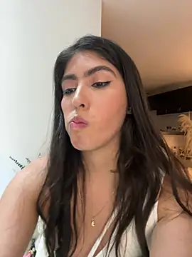 Snapshot of Gaby_zahir_ chatting on February 1, 2025, 2:47 am Gaby zahir online show from February 1, 2025, 2:47 am
