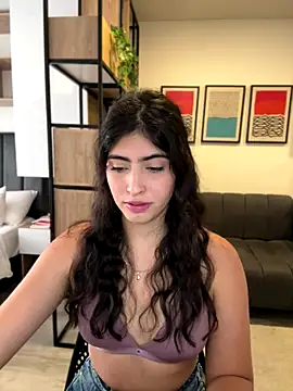 Snapshot of Gaby_zahir_ chatting on October 17, 2025, 3:36 pm Gaby zahir online show from October 17, 2025, 3:36 pm
