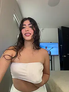 Gaby zahir  online show from June 3, 2026, 2:03 am