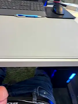 KielerMen online show from December 3, 2025, 8:12 am