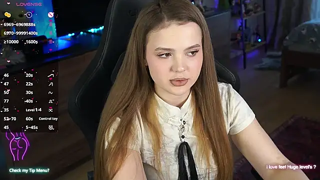 Snapshot of AfinaAmmor chatting on May 14, 2026, 3:30 pm AfinaAmmor online show from May 14, 2026, 3:30 pm