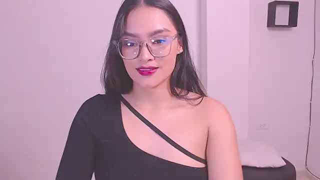 Snapshot of 1eve_rox chatting on November 8, 2025, 12:00 am 1eve rox online show from November 8, 2025, 12:00 am