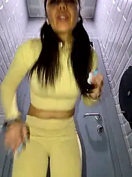 LeticiaWoods online show from November 26, 2025, 9:21 am