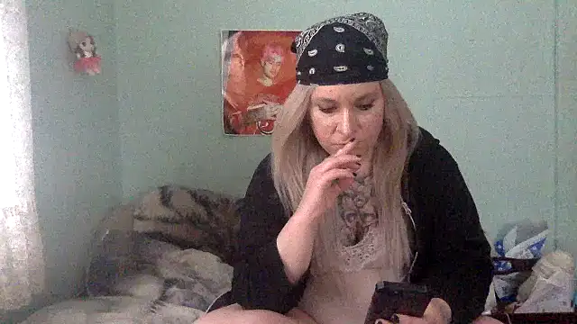 alexabunni online show from March 27, 2026, 3:12 pm