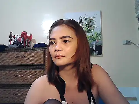 Kisses-13 online show from September 8, 2025, 5:23 pm