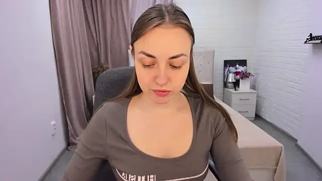 Snapshot of JessicaNickson chatting on December 26, 2024, 9:44 am JessicaNickson online show from December 26, 2024, 9:44 am