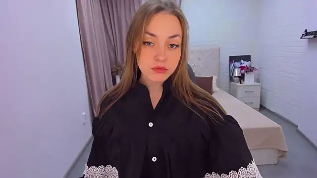 Snapshot of JessicaNickson chatting on January 8, 2025, 6:31 am JessicaNickson online show from January 8, 2025, 6:31 am