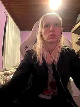 Snapshot of bunnydark00 chatting on November 8, 2025, 2:34 am bunnydark00 online show from November 8, 2025, 2:34 am