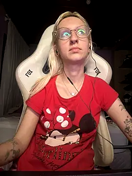 Snapshot of bunnydark00 chatting on November 15, 2025, 2:53 am bunnydark00 online show from November 15, 2025, 2:53 am