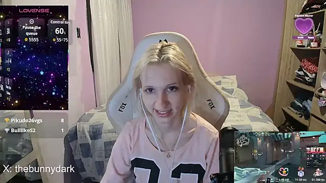 bunnydark00 online show from April 28, 2026, 2:10 am