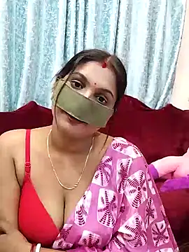 Snapshot of Queen_Dolly chatting on February 5, 2025, 6:15 pm Queen Dolly online show from February 5, 2025, 6:15 pm