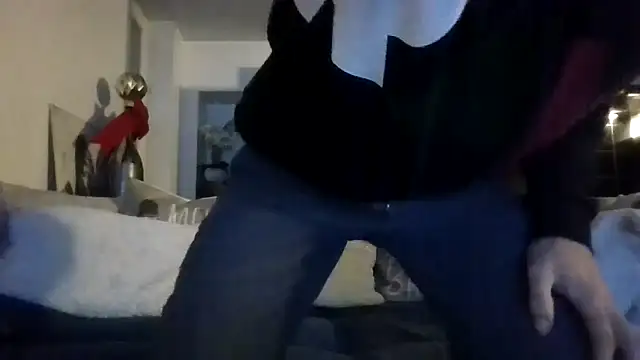 lololaland online show from November 26, 2025, 11:06 pm