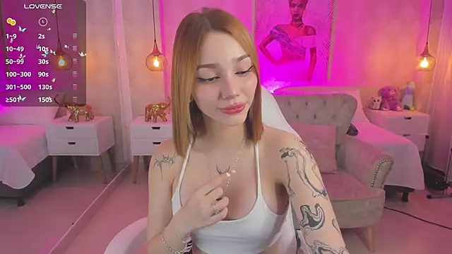 Snapshot of LITTLE-VIVI chatting on February 24, 2025, 3:23 am LITTLE-VIVI online show from February 24, 2025, 3:23 am