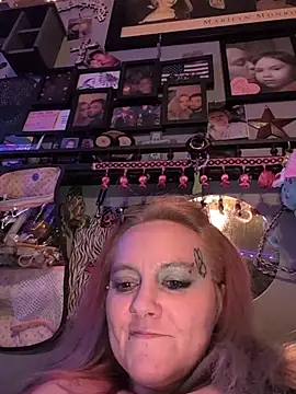 Snapshot of Justin81214 chatting on March 15, 2026, 5:46 am Justin81214 online show from March 15, 2026, 5:46 am