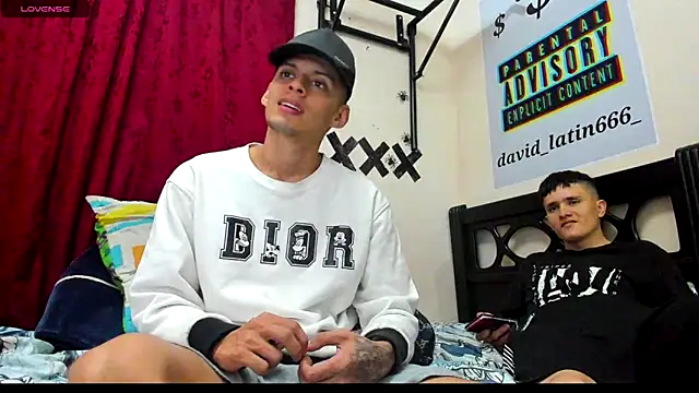 Snapshot of davidlatin66 chatting on January 21, 2025, 12:04 am davidlatin66 online show from January 21, 2025, 12:04 am