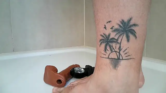 angelus112 online show from December 15, 2025, 10:30 am