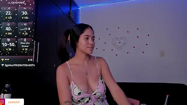 Snapshot of Sallye_ chatting on February 21, 2025, 7:01 am Sallye  online show from February 21, 2025, 7:01 am