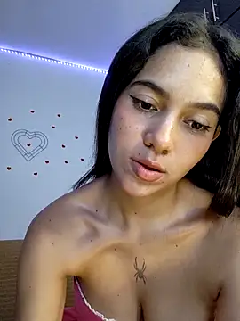 Snapshot of Sallye_ chatting on March 20, 2025, 4:40 am Sallye  online show from March 20, 2025, 4:40 am