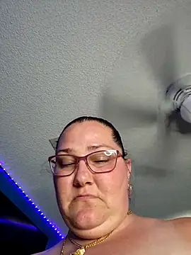 SexyNikki6969 online show from April 13, 2026, 8:36 pm