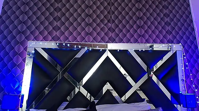 victoriaa lee  online show from January 31, 2026, 7:11 pm