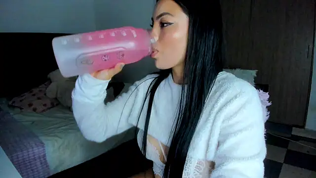 Daddysweeeetbody online show from December 24, 2024, 3:16 am