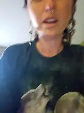 Snapshot of mossy_kiss chatting on December 29, 2024, 5:22 pm mossy kiss online show from December 29, 2024, 5:22 pm