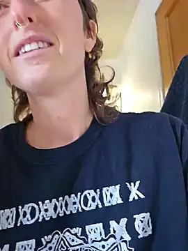 Snapshot of mossy_kiss chatting on January 13, 2025, 3:36 pm mossy kiss online show from January 13, 2025, 3:36 pm