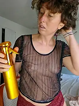 mossy kiss online show from November 6, 2025, 7:26 pm