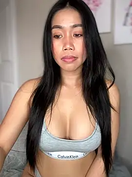 JazzieXo online show from February 10, 2026, 8:13 pm