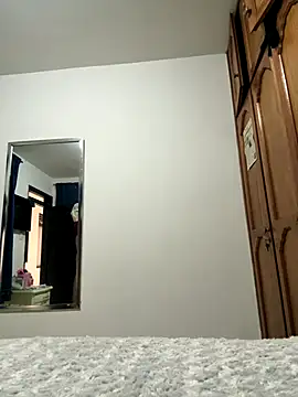 gabiTetas online show from October 17, 2025, 7:27 pm