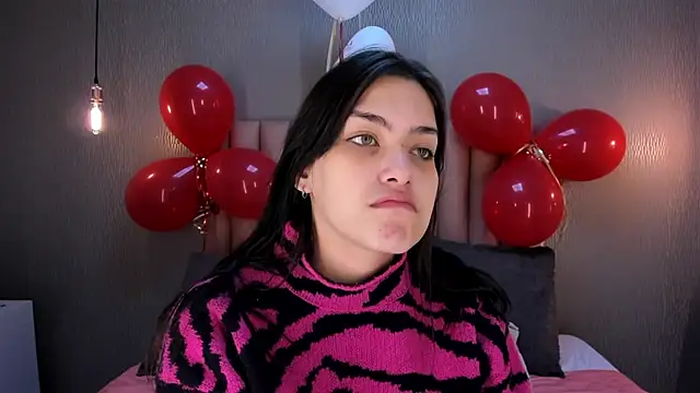 Alexa Thaylor  online show from February 27, 2025, 2:43 pm