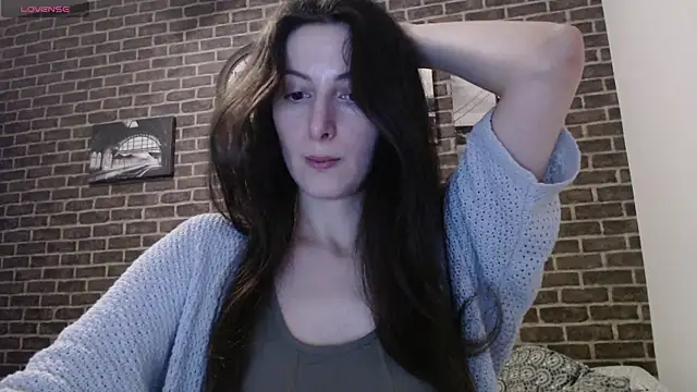  Hot Lady  online show from March 12, 2025, 8:10 pm