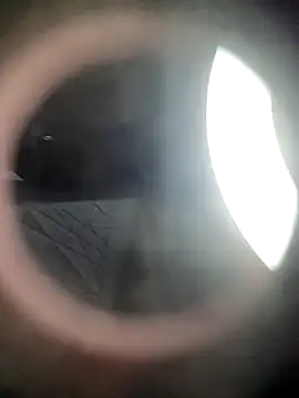 Snapshot of HotWifeNisha chatting on December 21, 2024, 9:04 pm HotWifeNisha online show from December 21, 2024, 9:04 pm