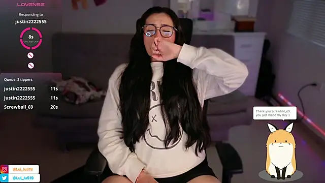 ImLui lu online show from March 15, 2025, 10:55 pm