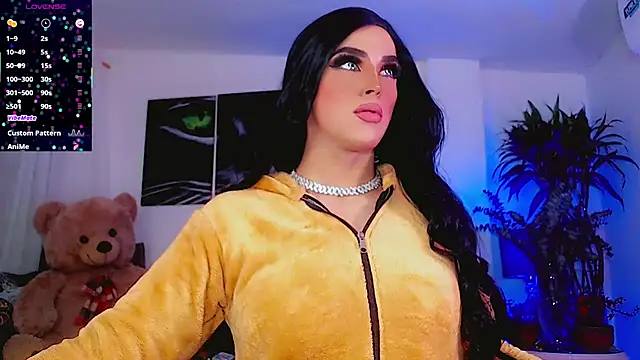 Sophiesweet5 online show from September 18, 2025, 10:06 am