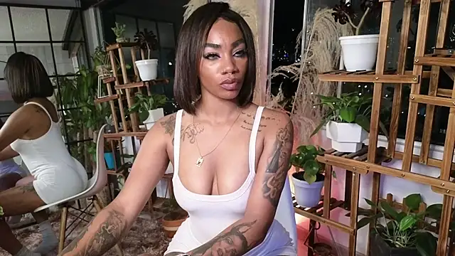 emely brandon online show from December 14, 2024, 4:12 am