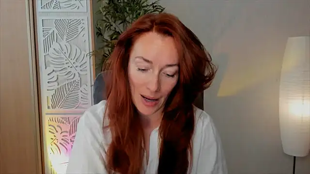 RebeccaMartinez online show from May 15, 2026, 7:04 am
