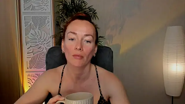 RebeccaMartinez online show from May 16, 2026, 10:47 am