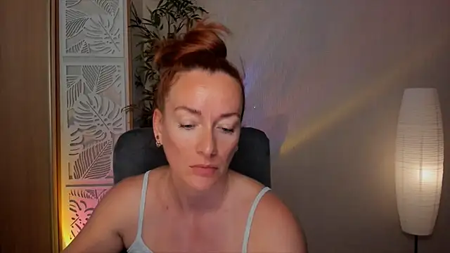 RebeccaMartinez online show from May 27, 2026, 8:33 am