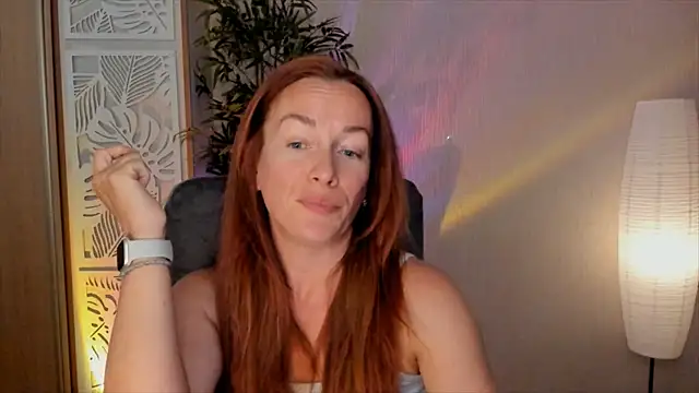 RebeccaMartinez online show from May 28, 2026, 12:24 pm